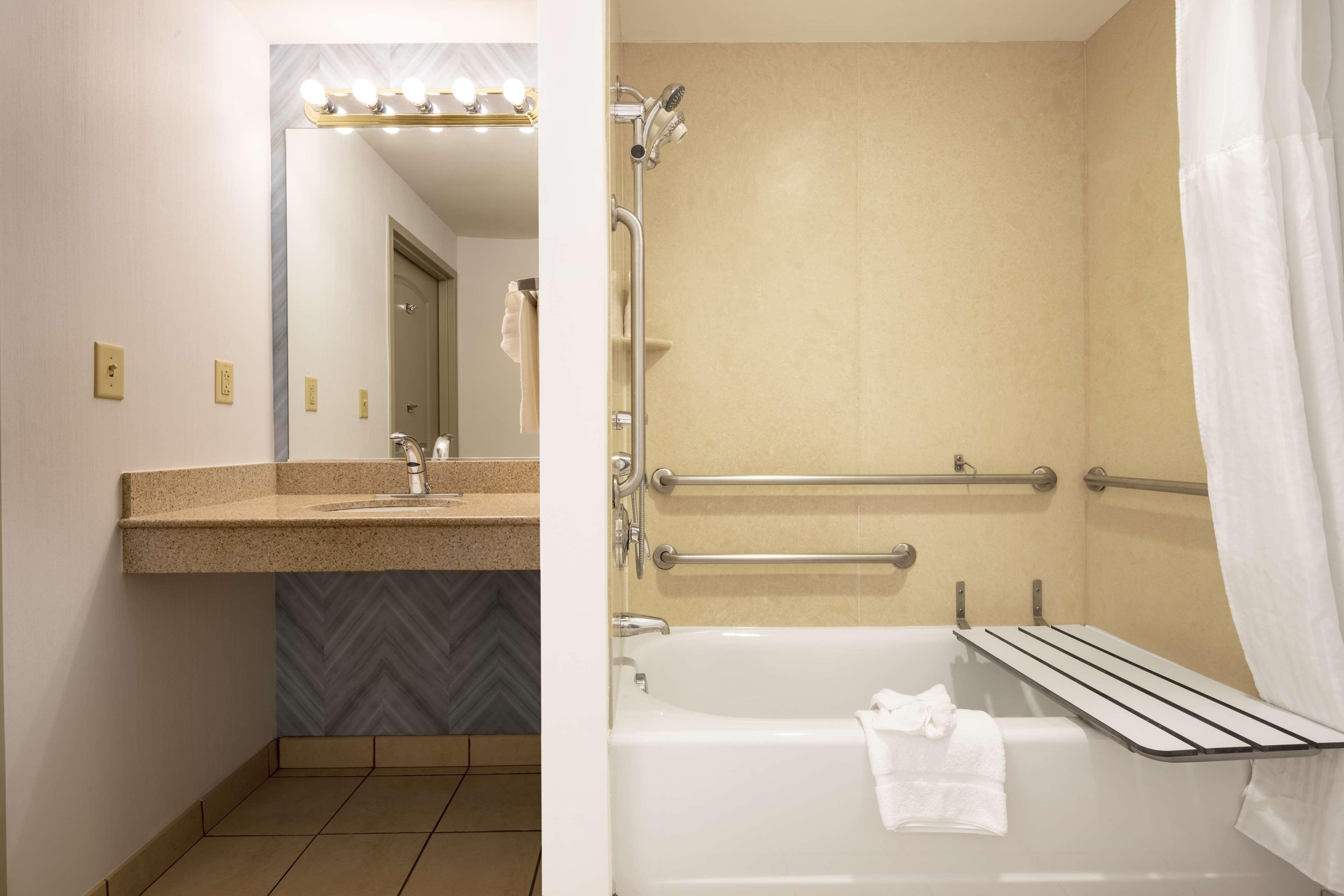 Hilton Garden Inn Mystic/Groton Extérieur photo