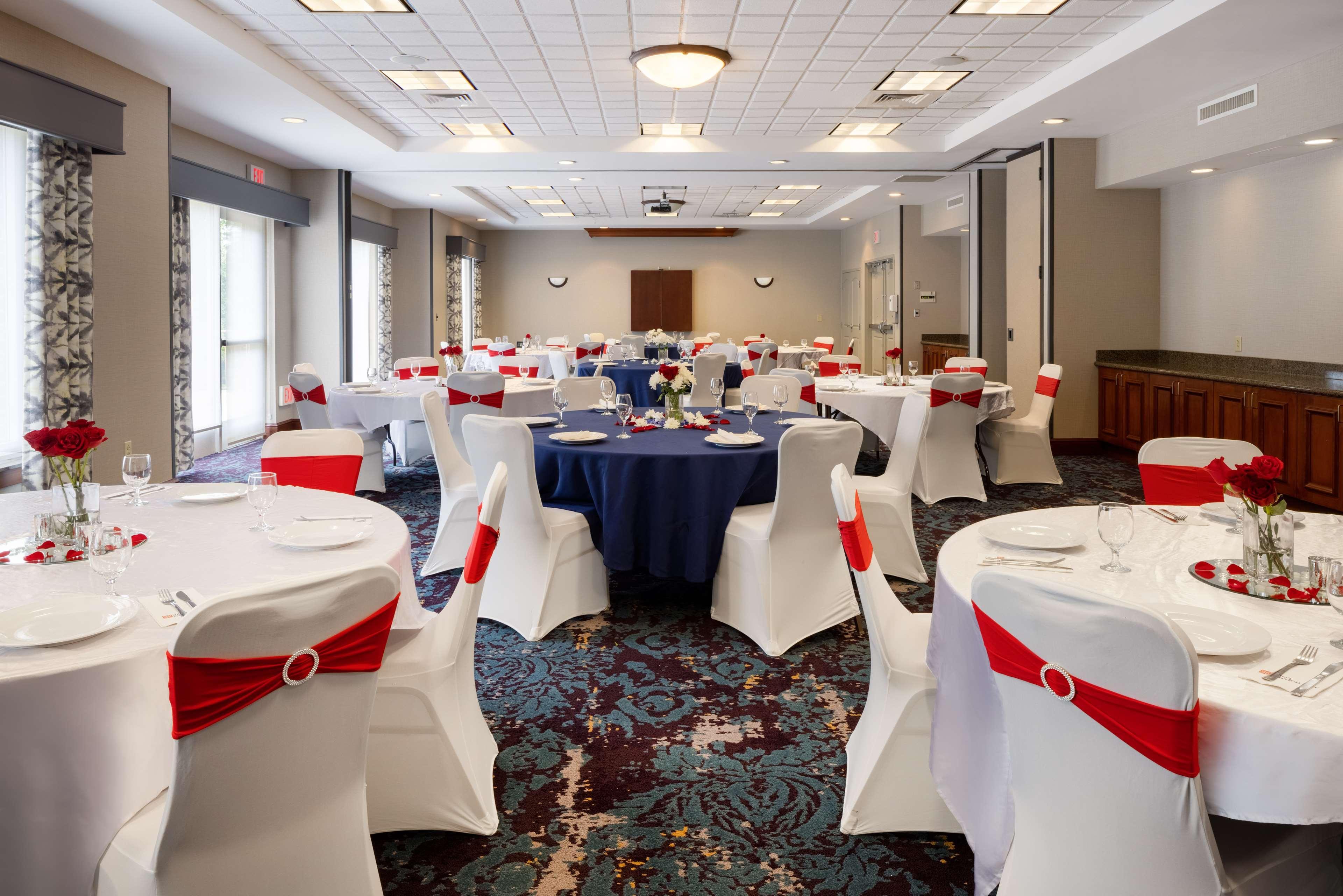 Hilton Garden Inn Mystic/Groton Extérieur photo